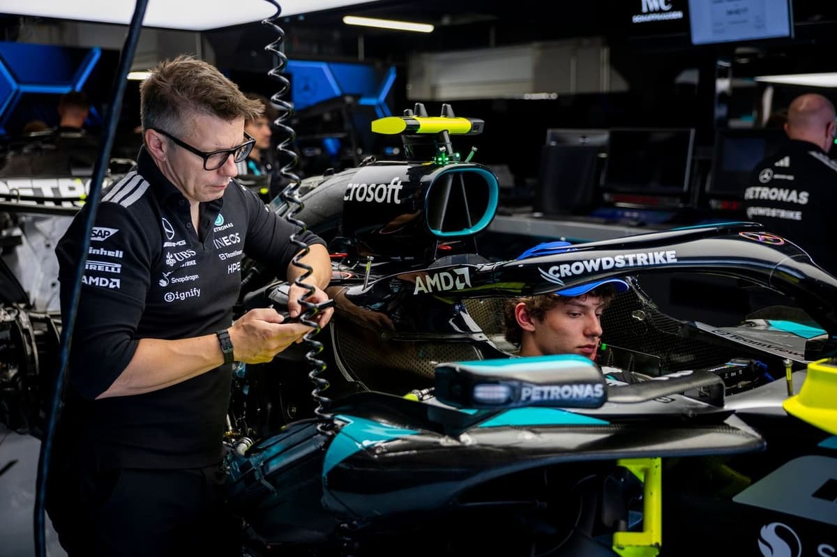 Mercedes подготовила исправления силовой установки после схода Антонелли