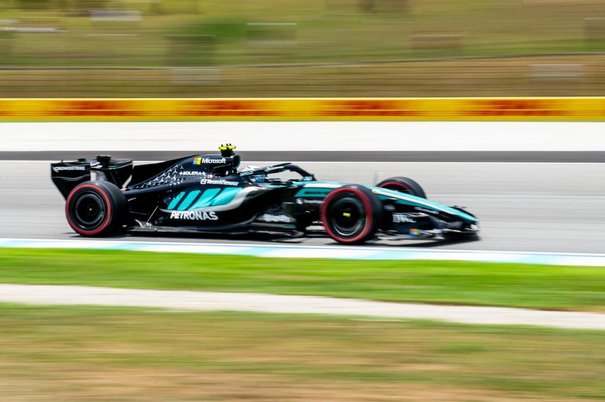 Антонелли возглавил третью тренировку на Сепанге после сложной пятницы Mercedes