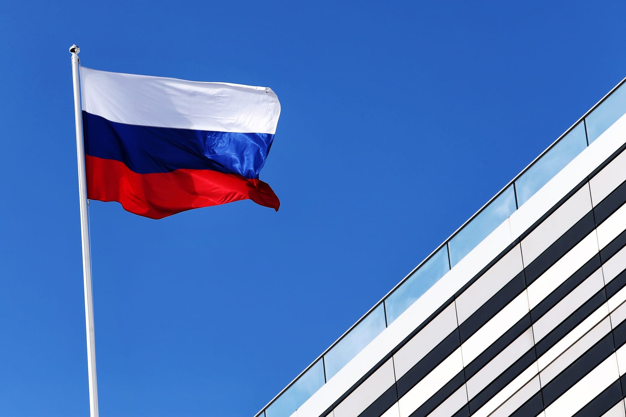 FIA снимает ограничения на участие российских и белорусских спортсменов в международных соревнованиях