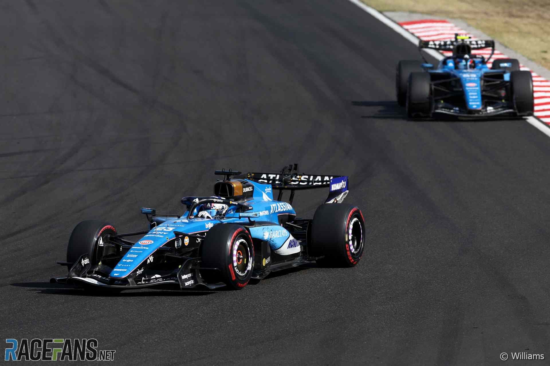 Сайнс-младший против Албона: противостояние напарников по Williams в сезоне 2026