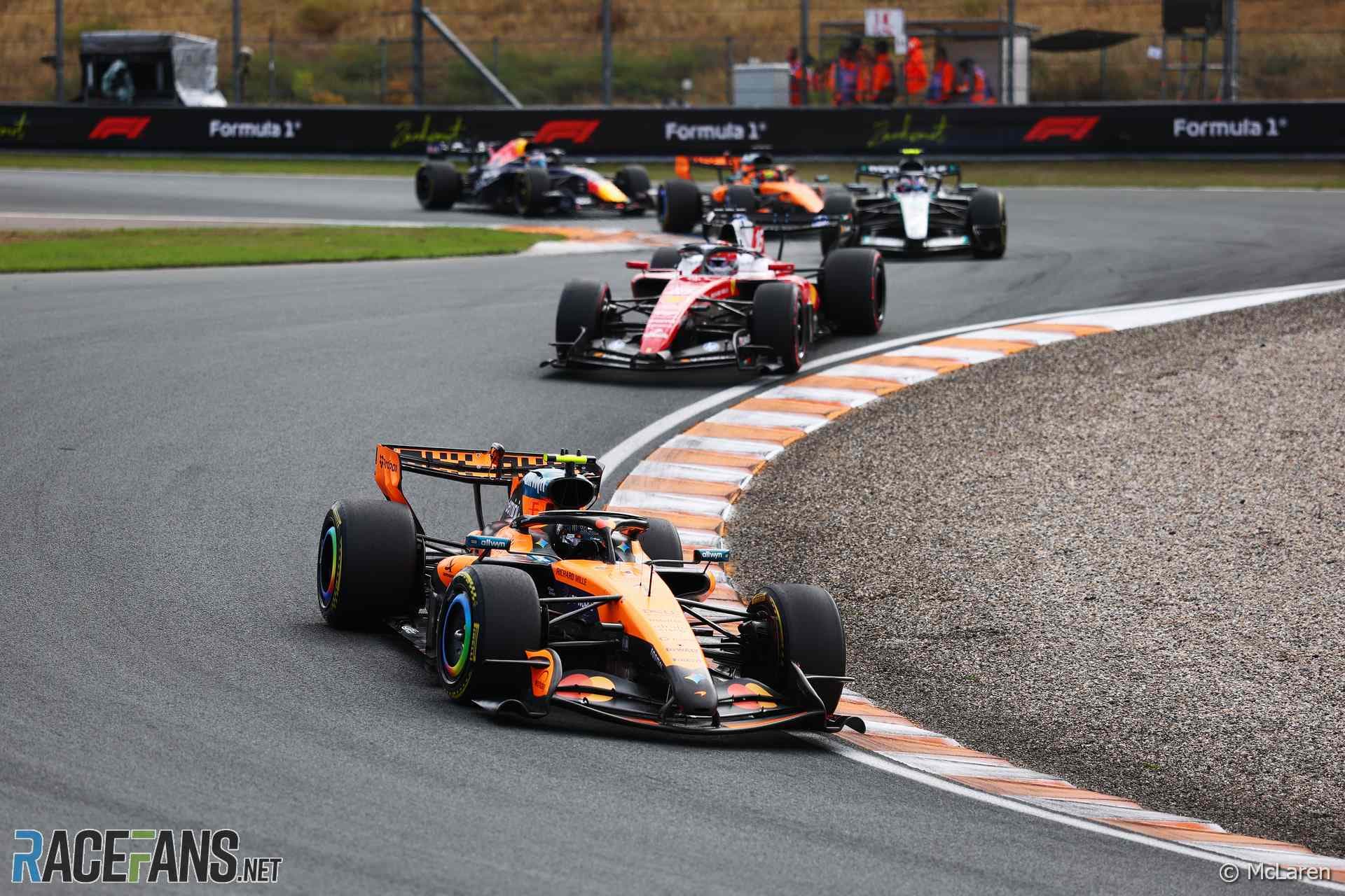 Норрис: несмотря на победы, болид McLaren остаётся "ужасным в управлении"
